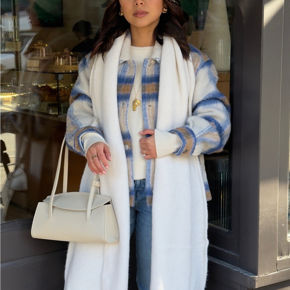 Cropped Wool Jacket - Picture 4 of 4